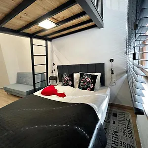 Apartments- Loft - Komuny Paryskiej 72 Wrocław